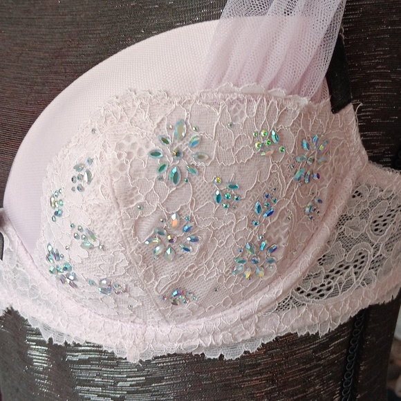 VICTORIA SECRET DREAM ANGELS LINED DEMI BRA 32D - Picture 6 of 15